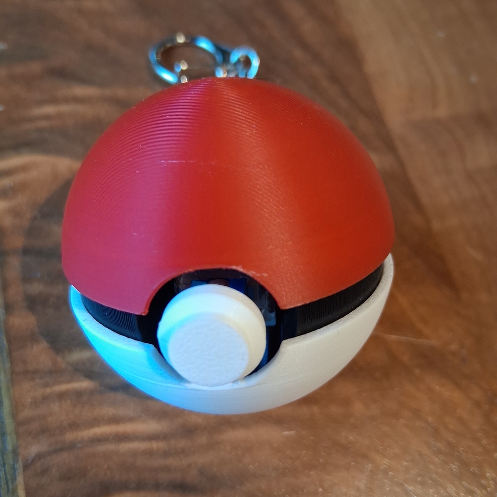 3d Poké Ball Fidget Keychain - Picture 3 of 4